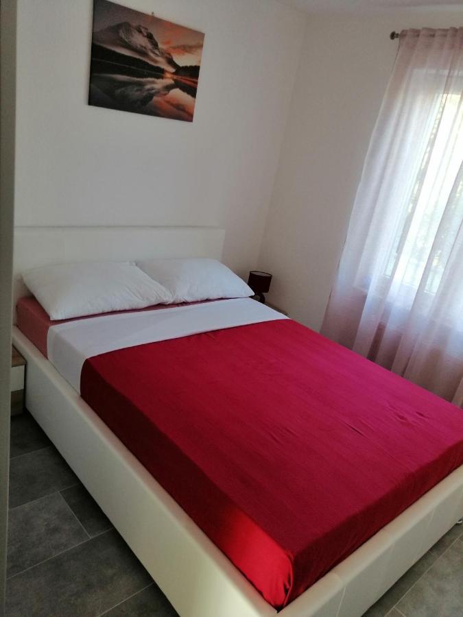 Apartmani Grabovcic Punat Exterior foto